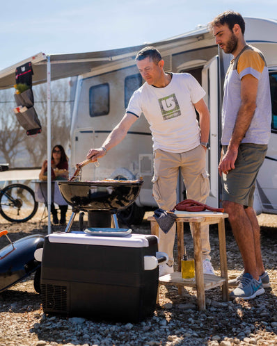 Fiamma - F45 S 300 - (10'1") - 8'2" extension RETRACTABLE CAMPERVAN AWNING - Poptop World 