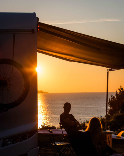 Fiamma - F45 S 300 - (10'1") - 8'2" extension RETRACTABLE CAMPERVAN AWNING - Poptop World 