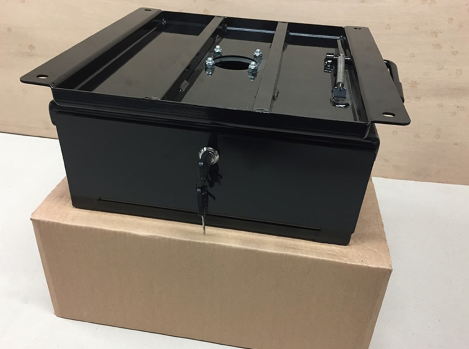 VW Eurovan Weekender  T4  Swivel Seat Base With Locking Safe - Poptop World 
