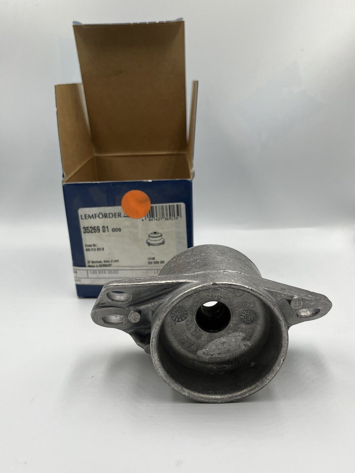 Rear Upper Suspension Strut Mount for Volkswagen Beetle 98-10 Golf Jetta Audi TT - Poptop World 