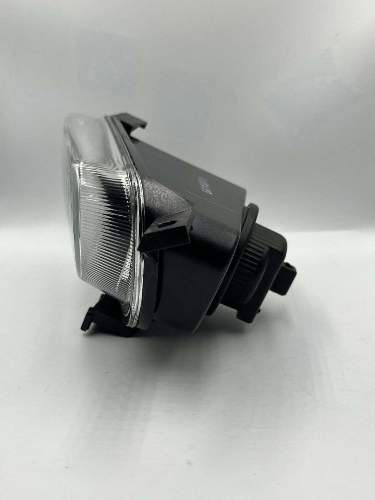 Front Fog Lamp Nearside Left VW T4 1996–2003 - Poptop World 